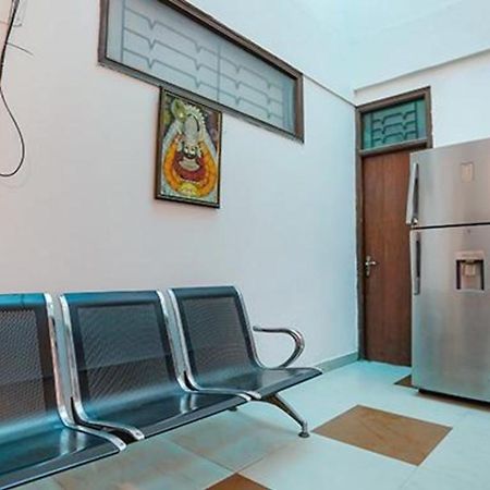 فندق Fabexpress Ap International نويدا المظهر الخارجي الصورة
